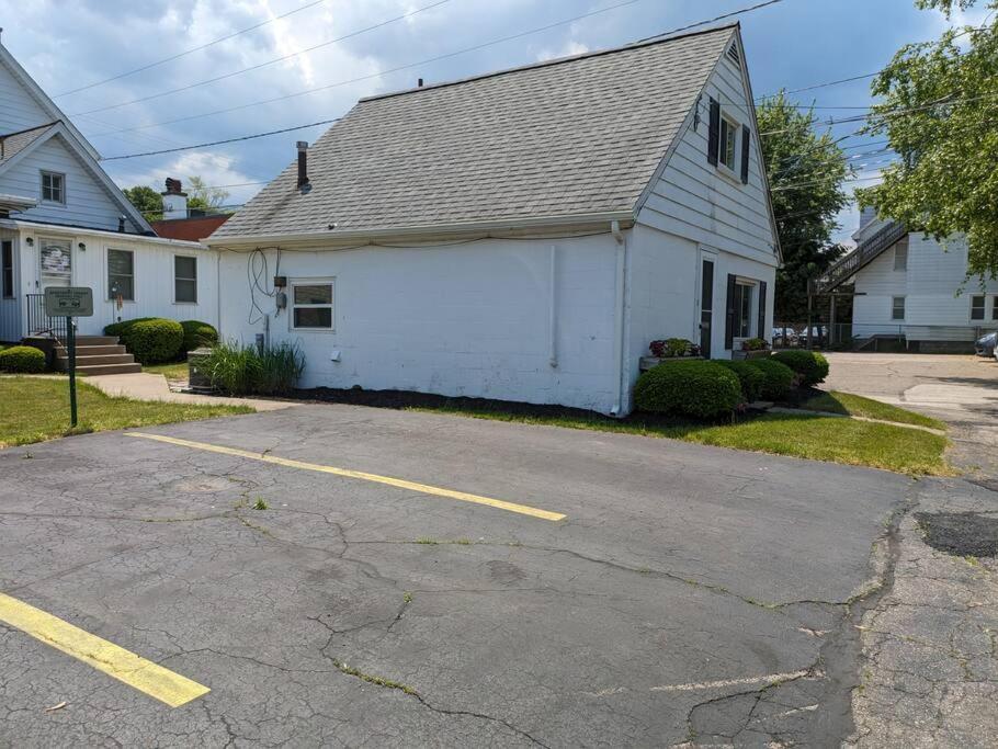 Cottage Near Presque Isle & Lake Erie Boat Parking Eksteriør bilde